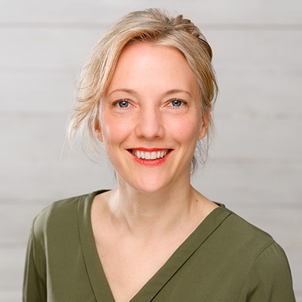 Dr. Ann-Katrin Harfensteller-Rufenach